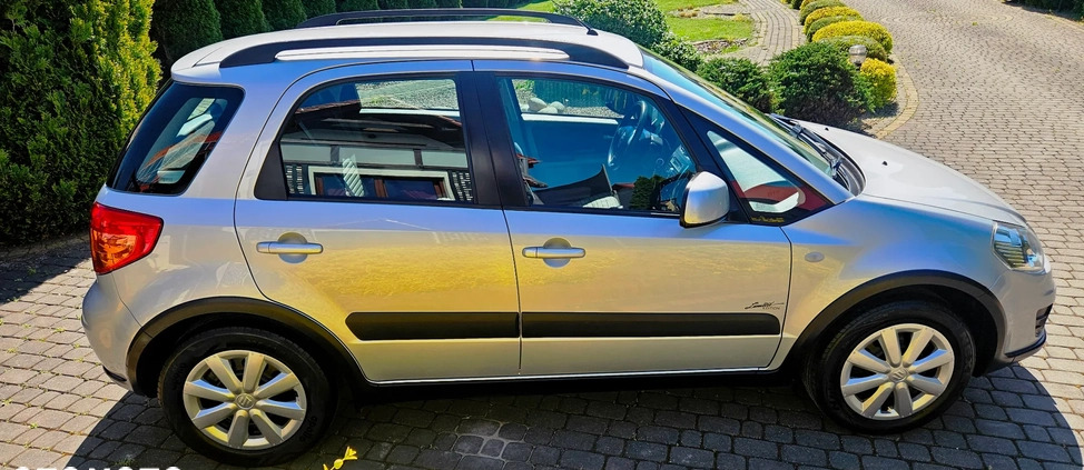 Suzuki SX4 cena 26900 przebieg: 171500, rok produkcji 2011 z Kielce małe 301